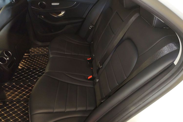 奔驰C级 2020款 C 200 L 时尚型运动版中控内饰21