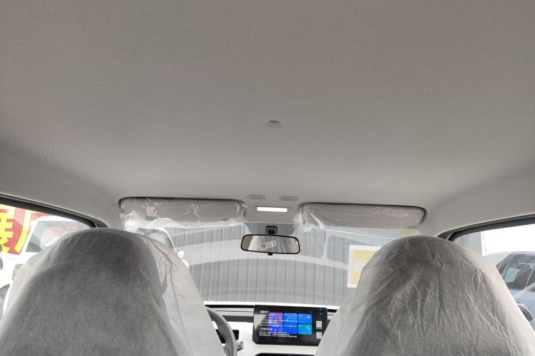 吉利银河 2024款 熊猫mini 200km 耐力熊中控内饰22