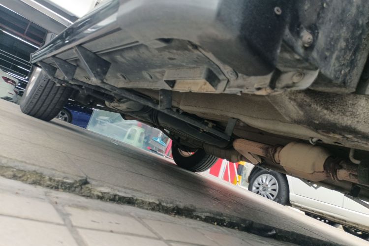 奇瑞 瑞虎5 2014款 2.0L CVT家尊版局部细节9001