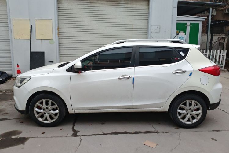 江汽集团 瑞风S2 2015款 1.5L CVT豪华智能型车身外观4