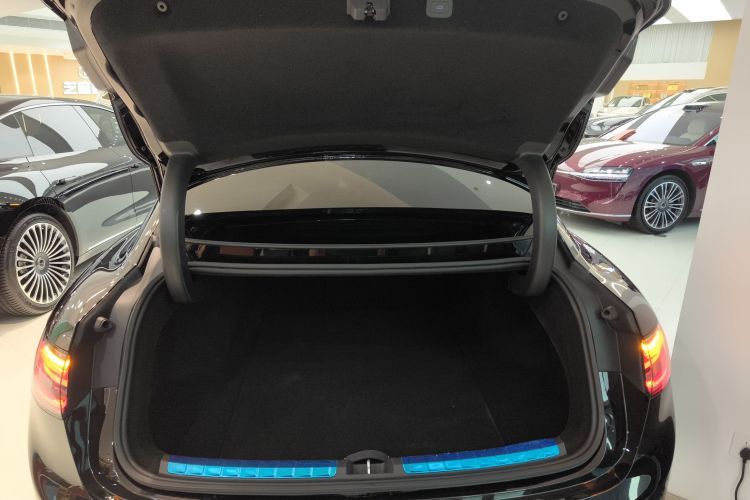 鸿蒙智行 享界S9 2024款 纯电 Ultra 四驱旗舰版机舱底盘23