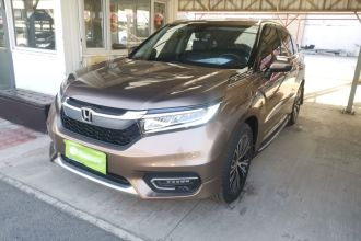 本田 冠道 2017款 370TURBO 四驱尊享版