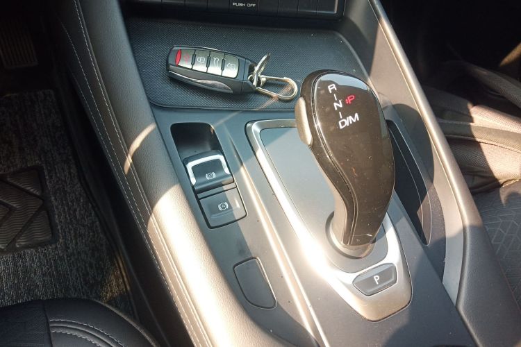 哈弗F7 2020款 1.5T 两驱i酷中控内饰18