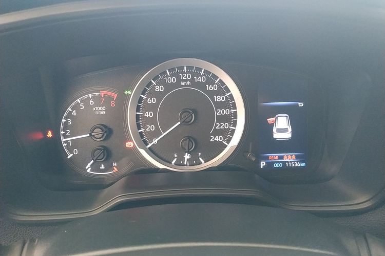 丰田 锋兰达 2022款 2.0L CVT精英版中控内饰14