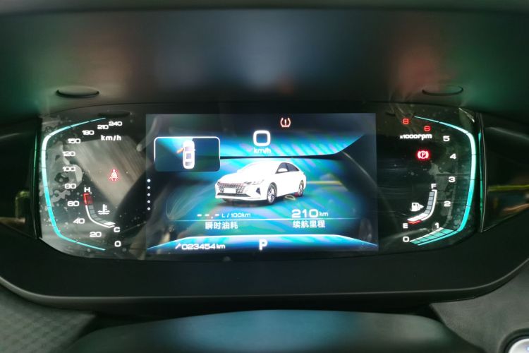 东风风神 奕炫MAX 2023款 1.5T 超能型爸版中控内饰14