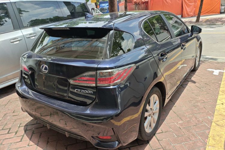 雷克萨斯CT 2014款 CT200h 精英版 单色车身外观7