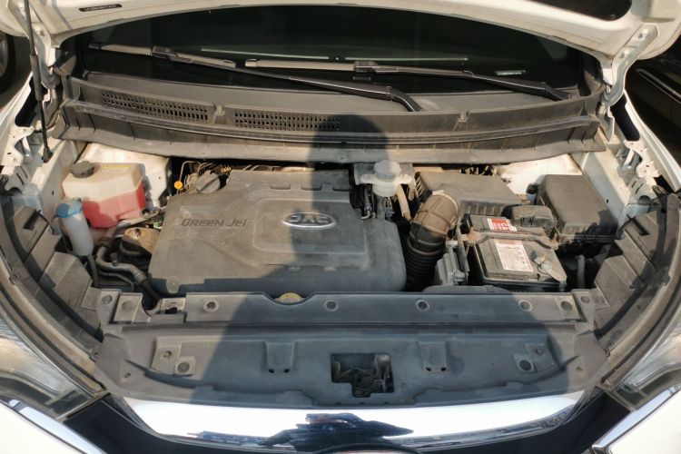 江汽集团 瑞风S3 2018款 定制版 1.5L 手动豪华智能型机舱底盘24