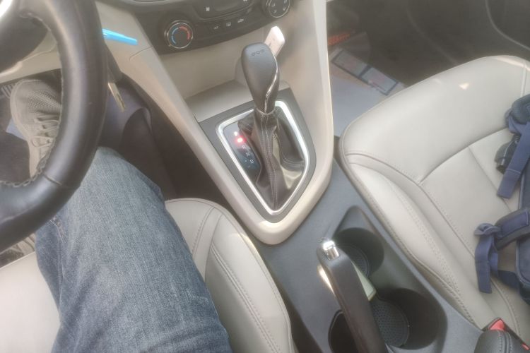 别克 英朗 2018款 15T 双离合精英型 国V中控内饰18