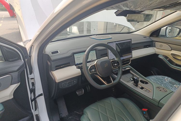 捷途山海L9 2024款 1.5TD 2DHT Pro 7座中控内饰12