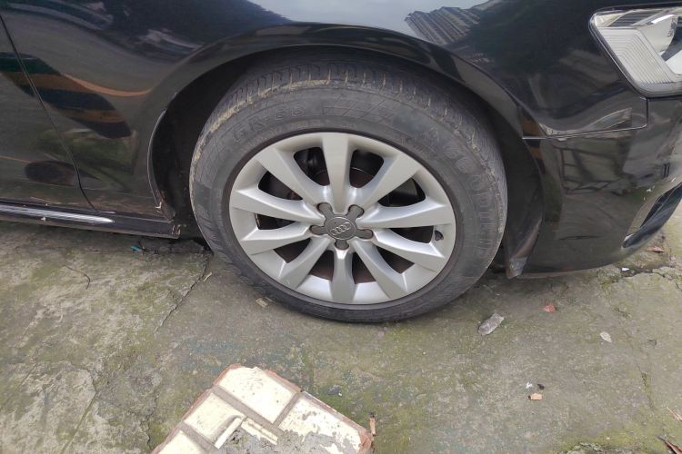 奥迪A6L 2017款 TFSI 技术型车身外观10