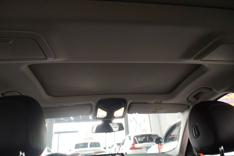 宝马5系 2018款 530Li 尊享型 豪华套装中控内饰22