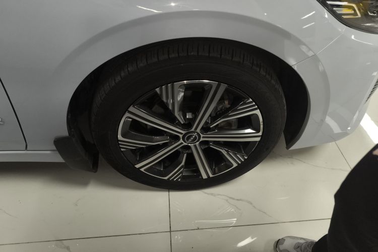 日产 轩逸 2023款 超混电驱 超豪华Ultra车身外观6007