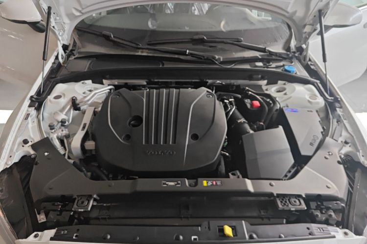 沃尔沃S60 2026款 B4 智逸豪华版机舱底盘24