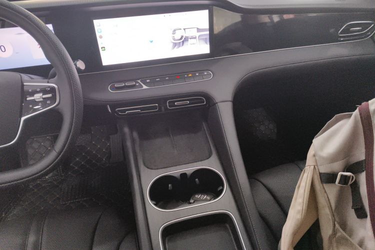 荣威D7 2023款 DMH 125km 超越版中控内饰16