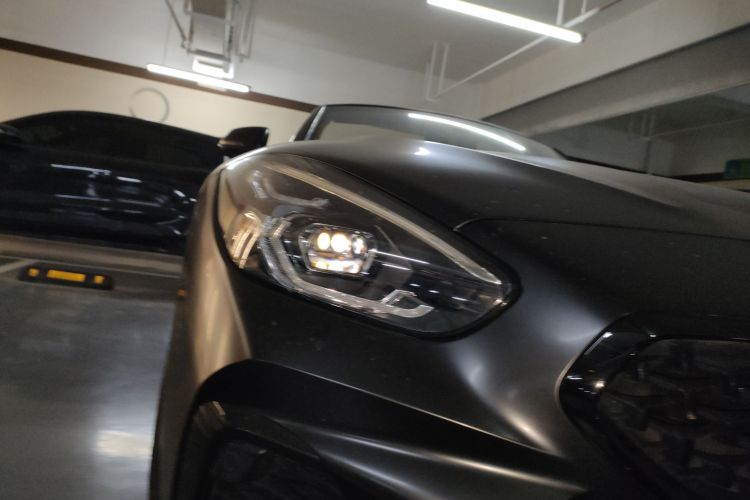 宝马Z4 2022款 sDrive 25i M运动曜夜套装车身外观8