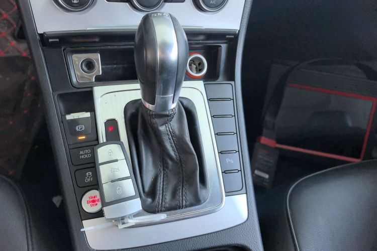 大众 迈腾 2016款 1.8TSI 智享豪华型中控内饰18