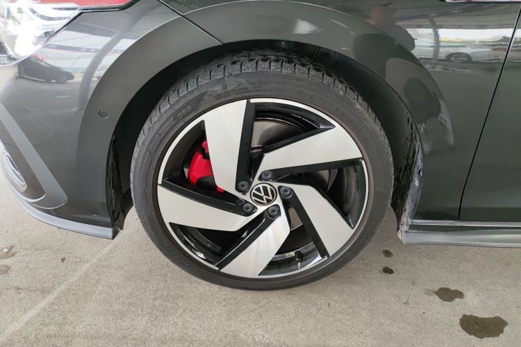 大众 高尔夫GTI 2023款 380TSI DSG GTI车身外观6002