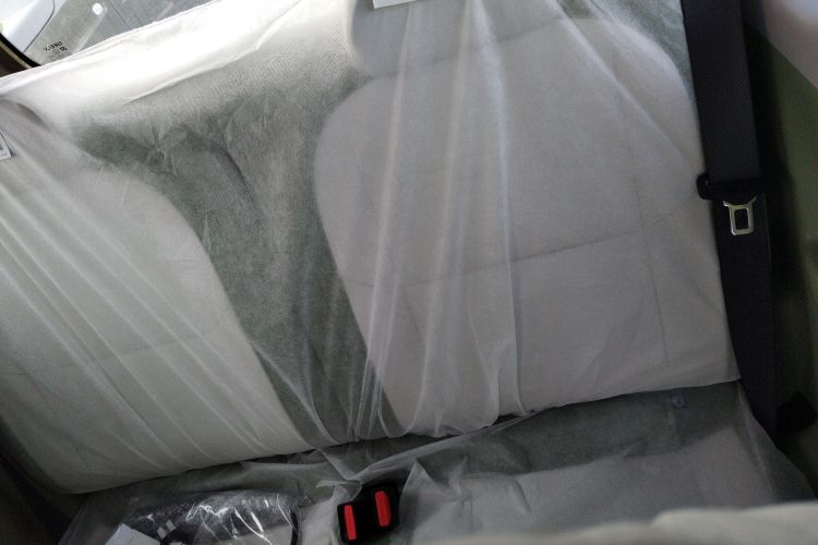 吉利银河 2025款 210km 熊猫骑士中控内饰21