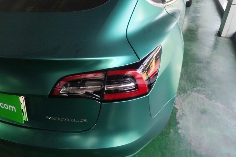 特斯拉 Model 3 2020款 标准续航后驱升级版车身外观9