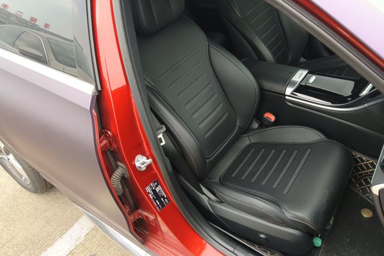 奔驰C级 2022款 改款 C 200 L 运动版局部细节41