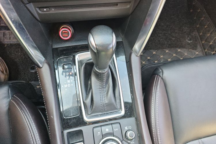 马自达CX-4 2016款 2.5L 自动四驱蓝天激情版中控内饰18