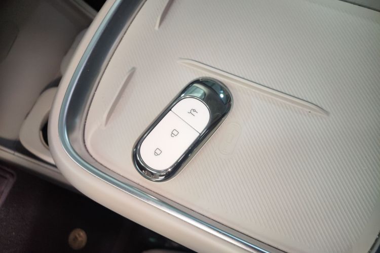 零跑汽车 零跑B10 2025款 510悦享版中控内饰7001