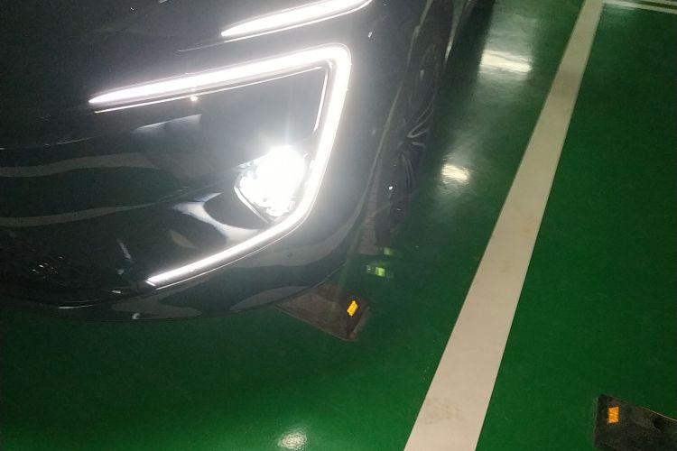 阿维塔12 2025款 Ultra增程版局部细节36