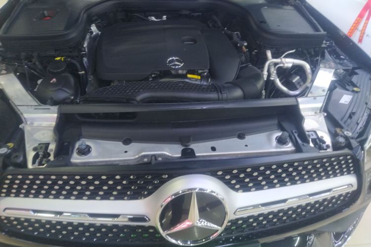 奔驰GLC 2022款 改款三 GLC 260 L 4MATIC 动感型机舱底盘24