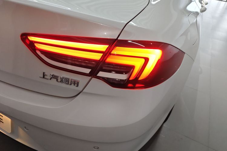 别克 君威 2024款 28T 纵享版车身外观6006