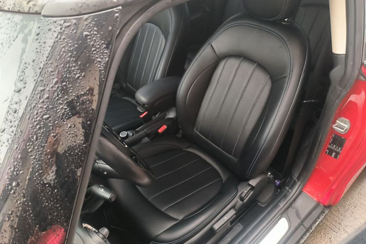 MINI 2016款 1.2T ONE 先锋派中控内饰19