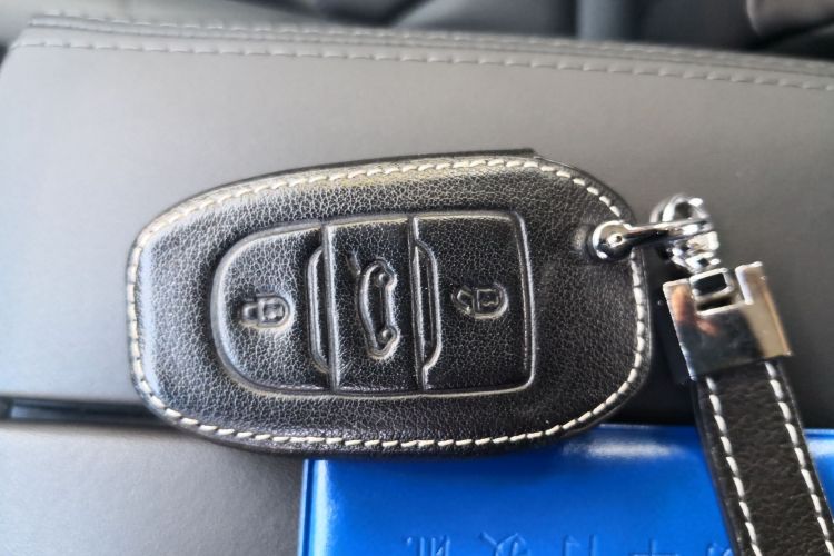 雪铁龙 凡尔赛C5 X 2023款 1.6T 势不凡中控内饰11