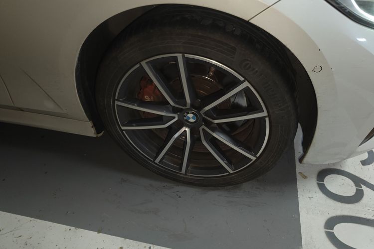 宝马3系 2021款 改款 325Li M运动套装车身外观6007