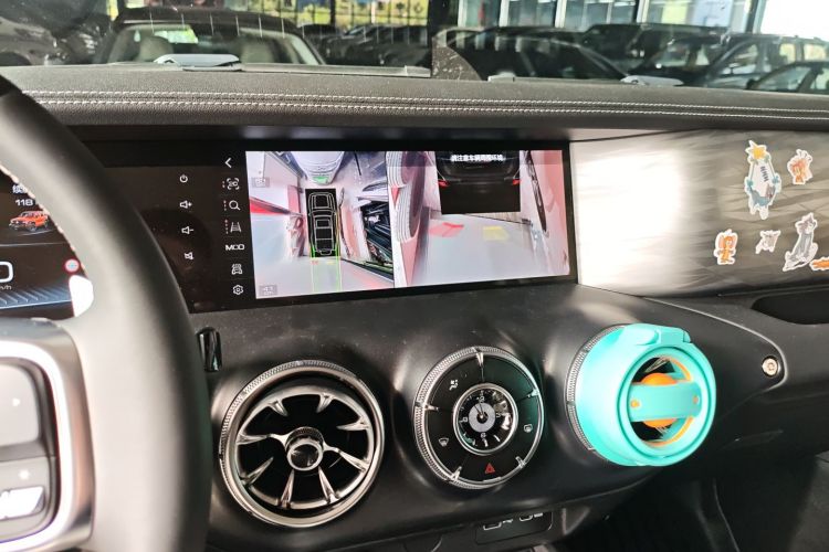 坦克300 2021款 越野版 2.0T 征服者中控内饰16