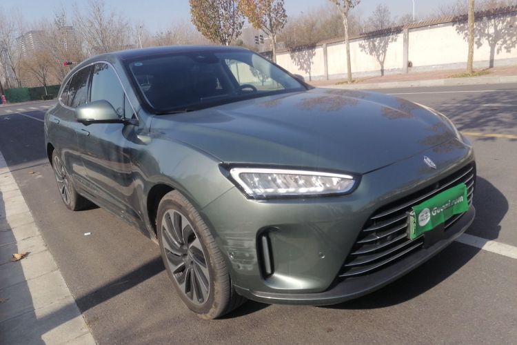 鸿蒙智行 问界M5 2022款 增程四驱性能版车身外观3