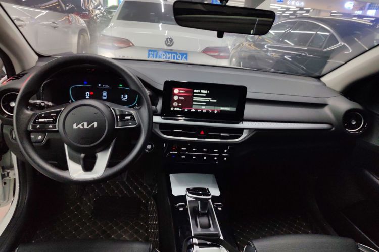 起亚K3 2024款 1.5L CVT舒适优享版局部细节18