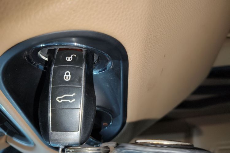 保时捷 2014款 Macan 2.0T中控内饰7001