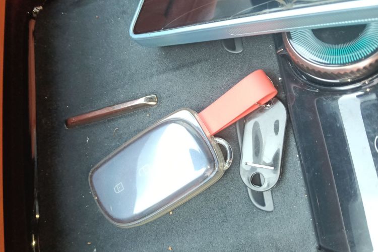 领克900 2025款 1.5T Ultra中控内饰7001