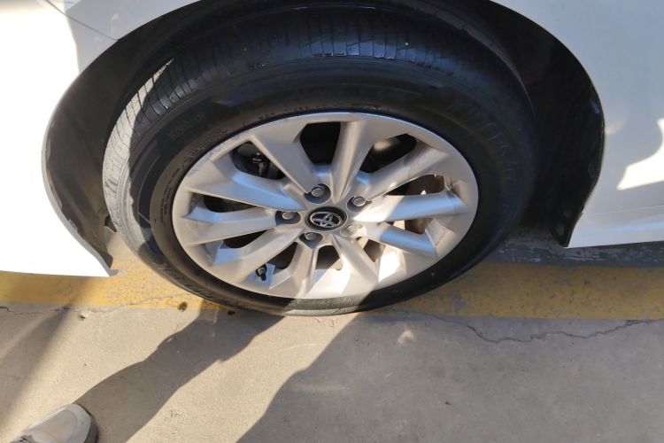 丰田 卡罗拉 2021款 1.2T S-CVT 豪华版车身外观6002