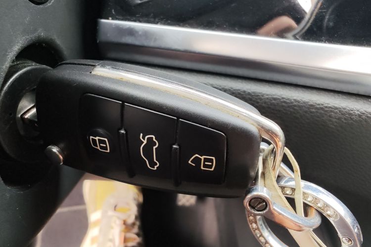 奥迪Q3 2020款 35 TFSI 进取动感型中控内饰7001