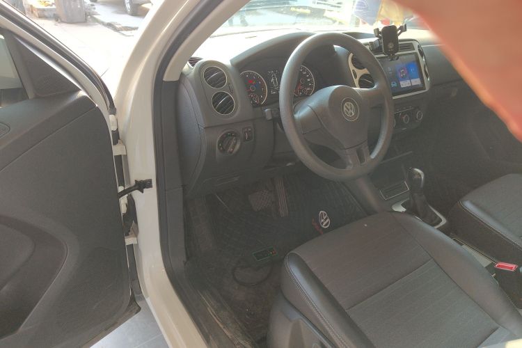 大众 途观 2017款 300TSI 自动两驱丝绸之路风尚版中控内饰20