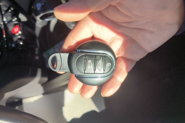 MINI Countryman 2017款 1.5T COOPER ALL4中控内饰11