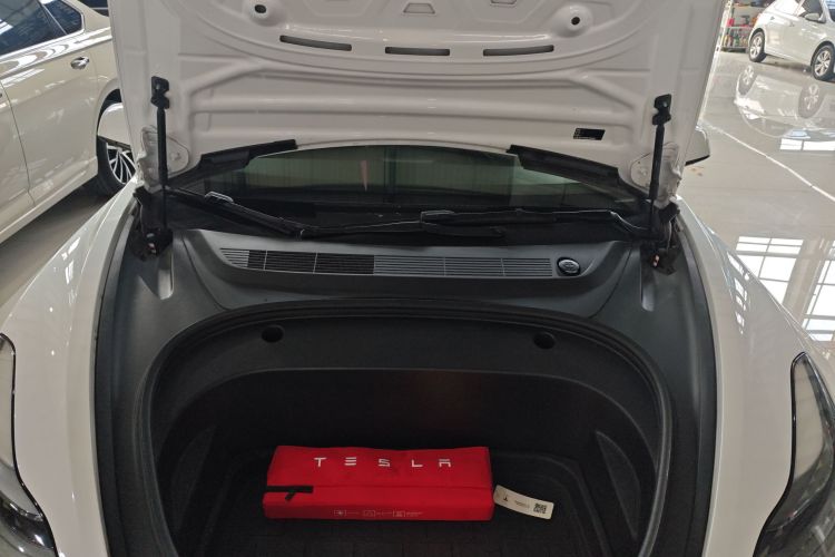 特斯拉 Model 3 2022款 后轮驱动版局部细节24
