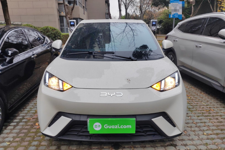 比亚迪 海鸥 2025款 305km 活力版车身外观2