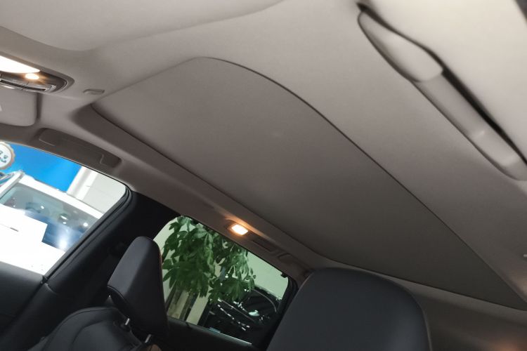 英菲尼迪QX60 2022款 2.0T 四驱豪华版中控内饰22