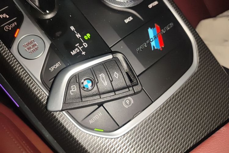 宝马3系 2021款 325Li M运动曜夜套装中控内饰11