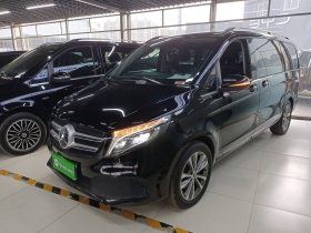 奔驰V级 2021款 V 260 领航版