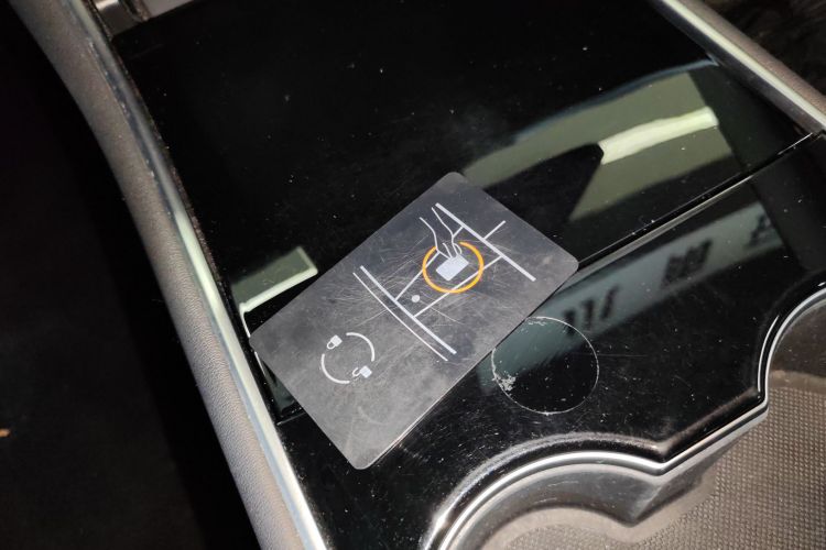 特斯拉 Model 3 2020款 改款 标准续航后驱升级版中控内饰7001