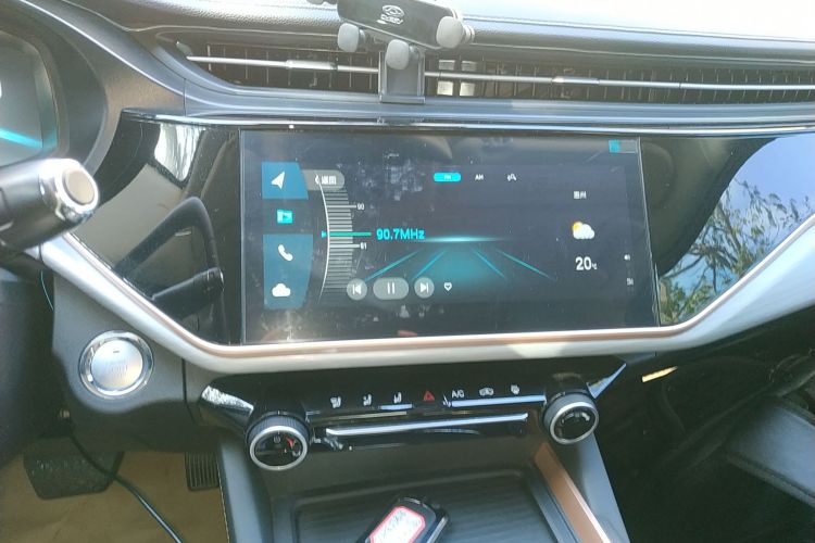 奇瑞 艾瑞泽5 PLUS 2021款 小AI 1.5T CVT享PLUS中控内饰16