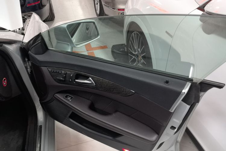 奔驰CLS 2013款 CLS 350 猎装时尚型中控内饰42