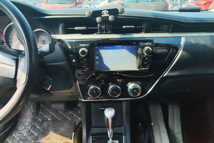 丰田 卡罗拉 2014款 1.6L CVT GL中控内饰16